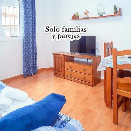 Apartamentos Tranquilos Conil Facil Aparcamiento كونيل ذي لا فرونتيرا المظهر الخارجي الصورة
