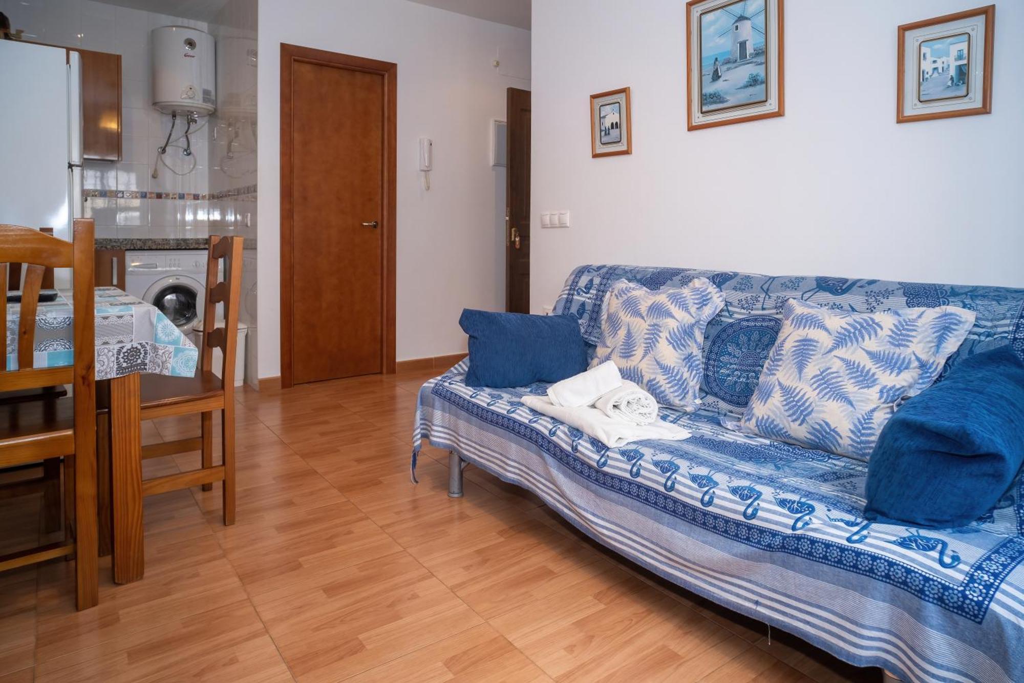 Apartamentos Tranquilos Conil Facil Aparcamiento كونيل ذي لا فرونتيرا المظهر الخارجي الصورة