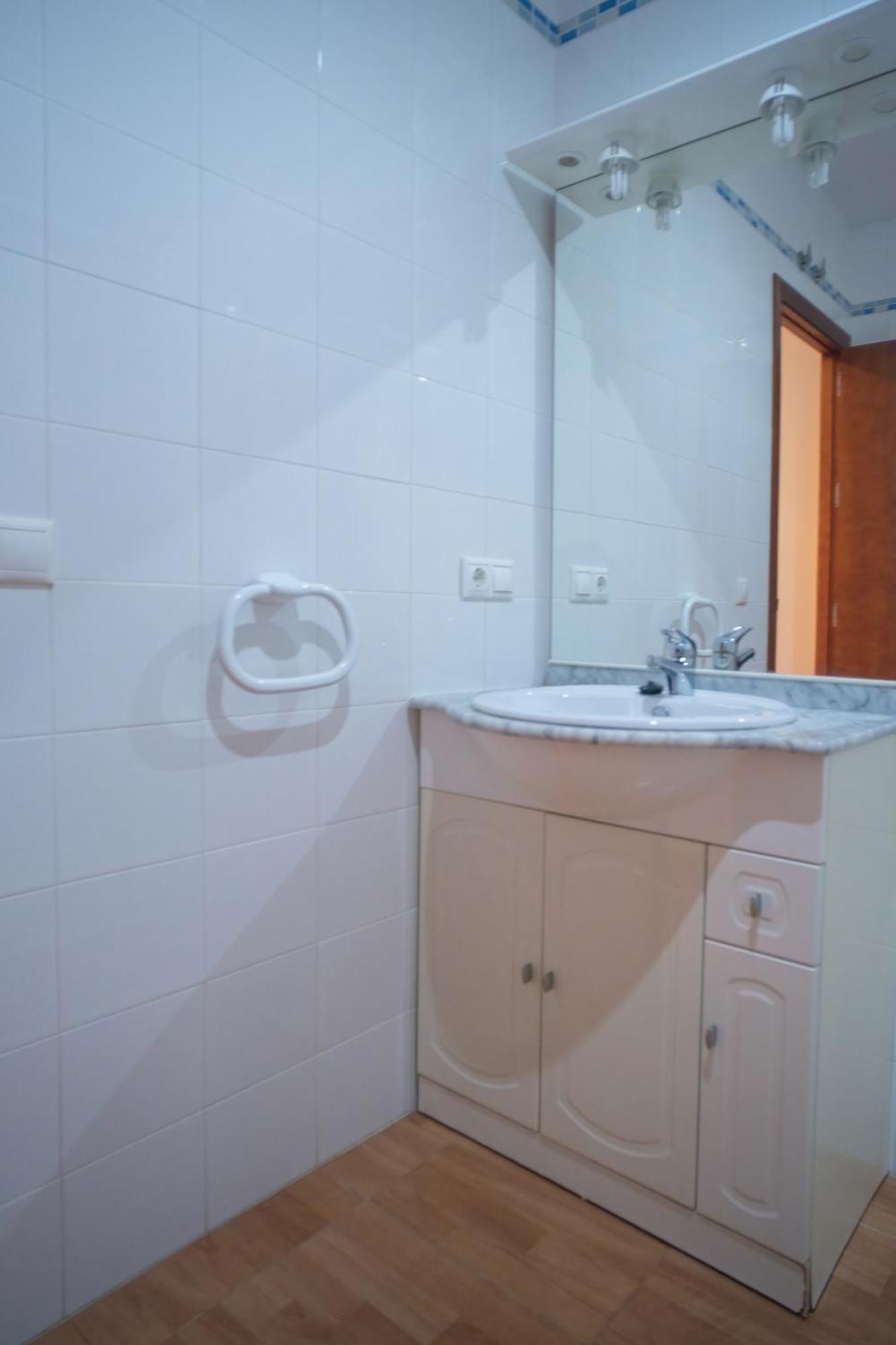 Apartamentos Tranquilos Conil Facil Aparcamiento كونيل ذي لا فرونتيرا المظهر الخارجي الصورة