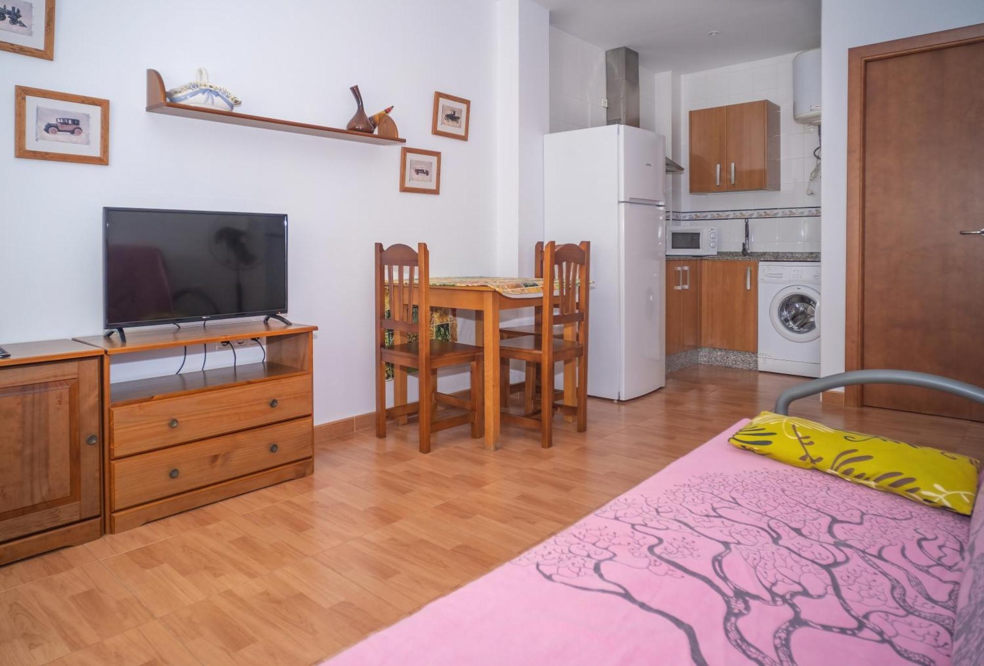 Apartamentos Tranquilos Conil Facil Aparcamiento كونيل ذي لا فرونتيرا المظهر الخارجي الصورة