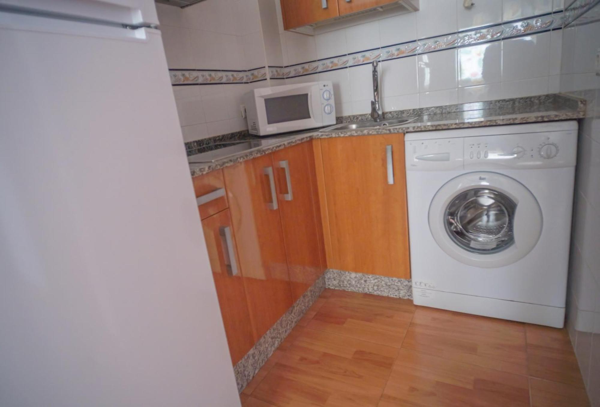 Apartamentos Tranquilos Conil Facil Aparcamiento كونيل ذي لا فرونتيرا المظهر الخارجي الصورة