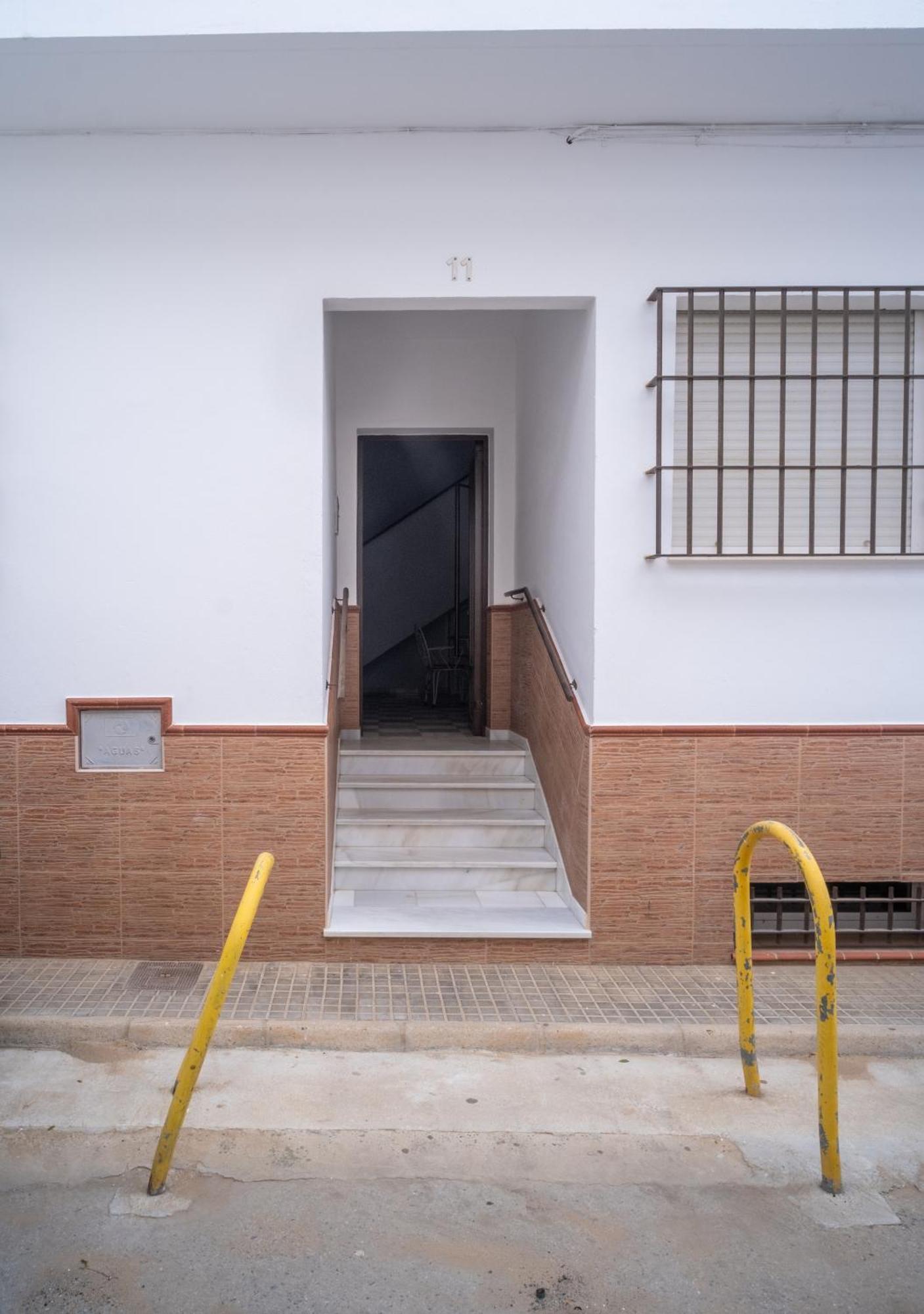 Apartamentos Tranquilos Conil Facil Aparcamiento كونيل ذي لا فرونتيرا المظهر الخارجي الصورة