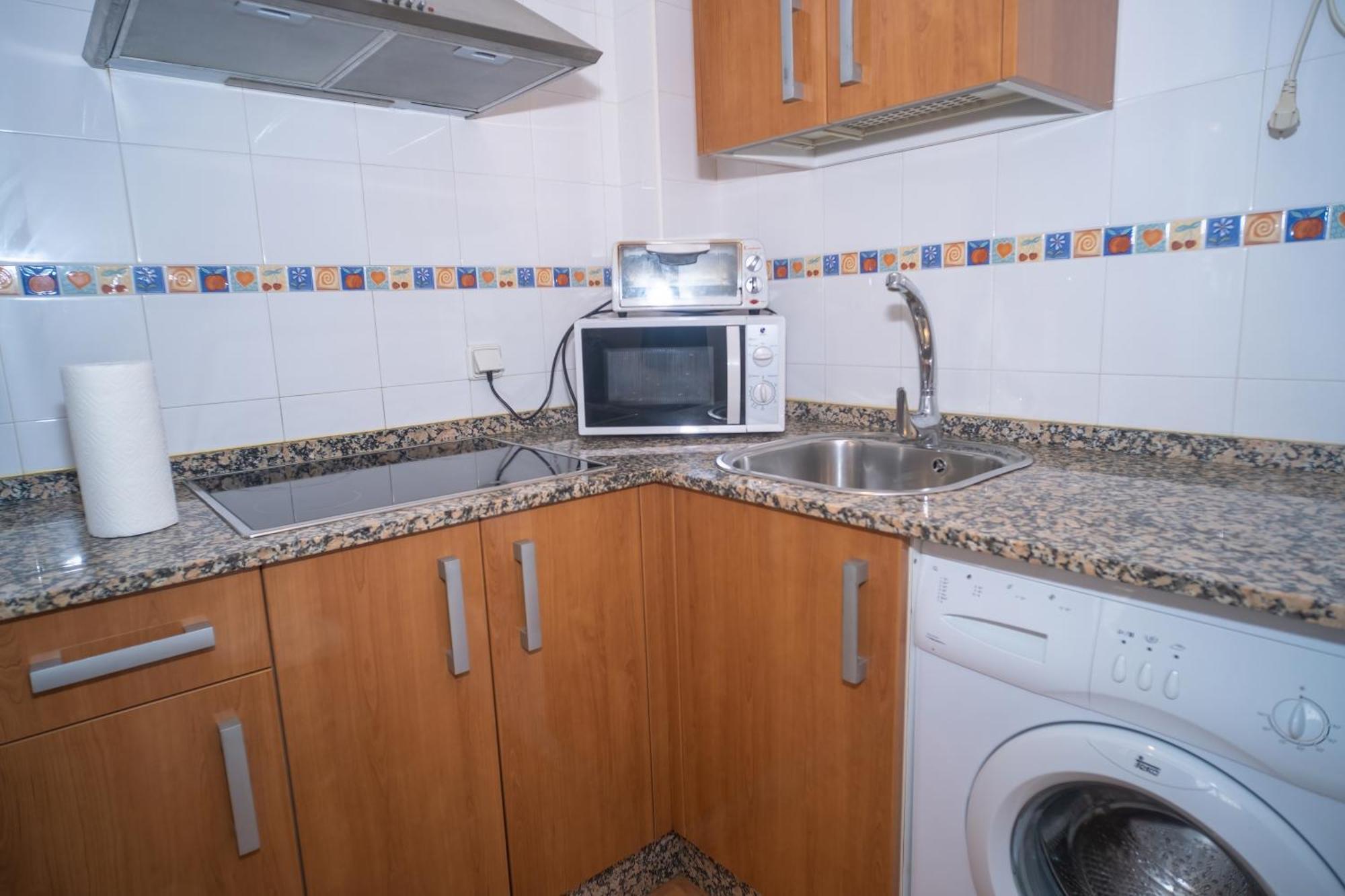 Apartamentos Tranquilos Conil Facil Aparcamiento كونيل ذي لا فرونتيرا المظهر الخارجي الصورة